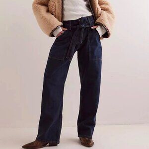 We The Free Blue Jay Belted Boyfriend Jean Size 30 Dark
